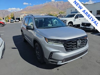 Used 2025 Honda Pilot TrailSport