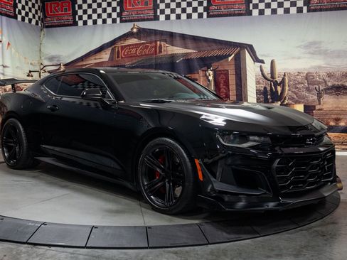 Used 2022 Chevrolet Camaro ZL1 RWD image 1