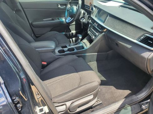 Used 2020 Kia Optima LX FWD image 5