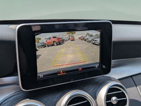 Used 2017 Mercedes-Benz C 350e Sedan image 17