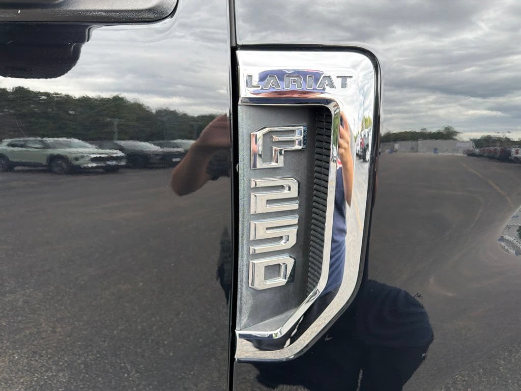 Used 2020 Ford F250 Lariat w/ Lariat Ultimate Package AWD/4WD image 9
