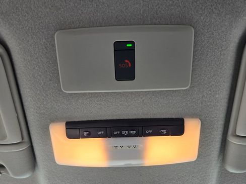 Used 2024 Nissan Kicks SV FWD image 27