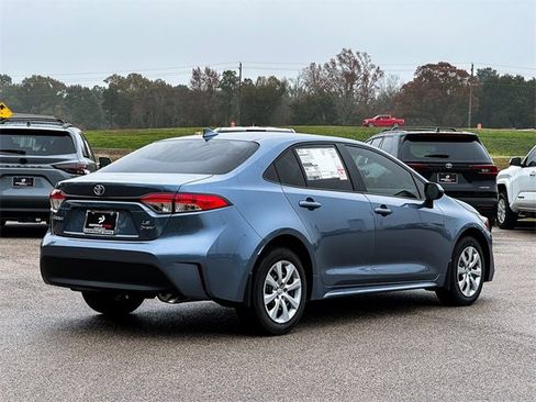 New 2026 Toyota Corolla LE image 8
