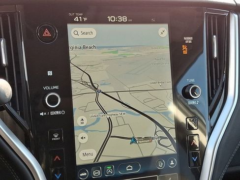 Used 2025 Subaru Outback Premium image 18