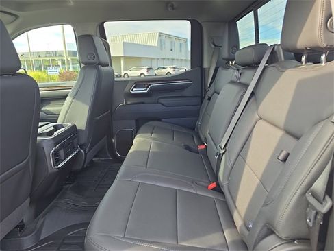 New 2025 GMC Sierra 1500 Elevation w/ Elevation Premium Package image 24