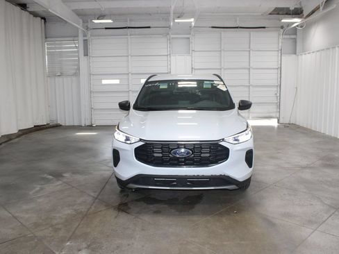 Used 2025 Ford Escape ST-Line FWD image 3