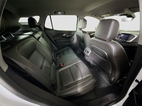 Used 2021 GMC Terrain SLT image 18