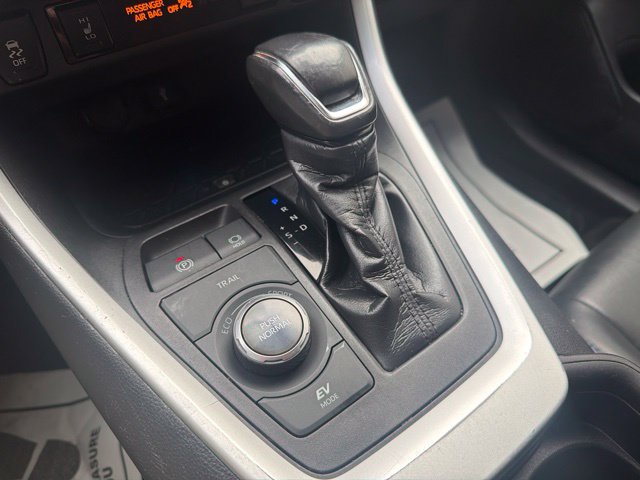 Used 2021 Toyota RAV4 XSE AWD/4WD image 39