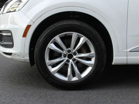 Used 2017 Audi Q7 3.0T Premium Plus image 11