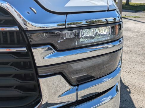 Used 2026 RAM 2500 Big Horn AWD/4WD image 10