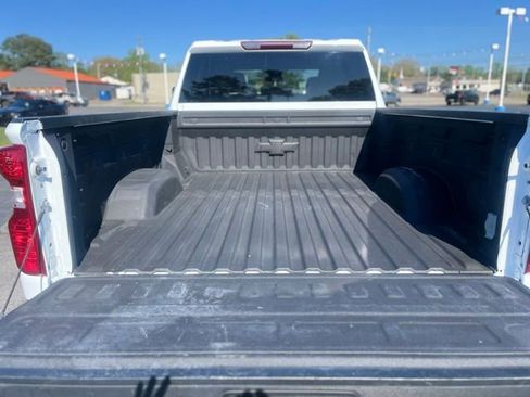 Used 2024 Chevrolet Silverado 2500 LT AWD/4WD image 9