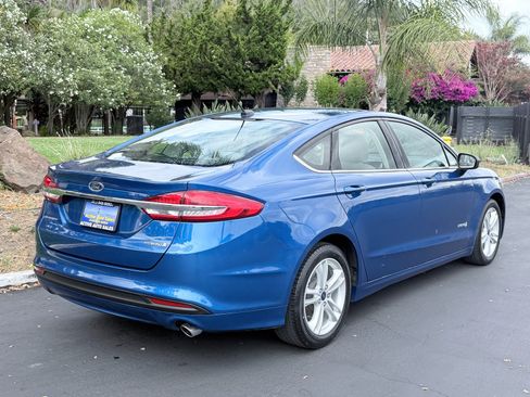 Used 2018 Ford Fusion S FWD image 7