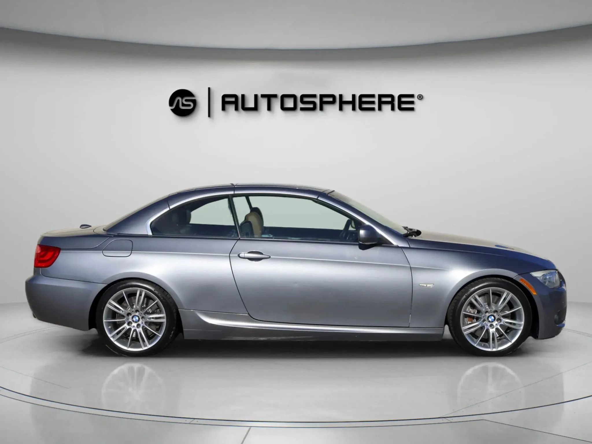 Used 2012 BMW 335i Convertible RWD image 11