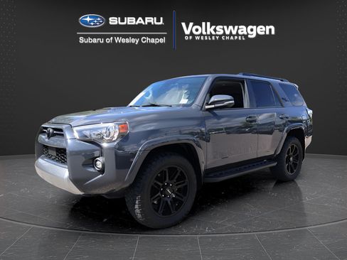 Used 2024 Toyota 4Runner TRD Off-Road Premium w/ Moonroof Package AWD/4WD image 3
