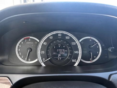 Used 2017 Honda Accord EX-L image 11