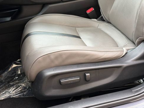 Used 2017 Honda Civic Touring image 14