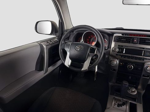 Used 2013 Toyota 4Runner SR5 AWD/4WD image 21