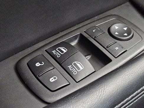 Used 2023 Dodge Challenger R/T w/ Plus Package image 17