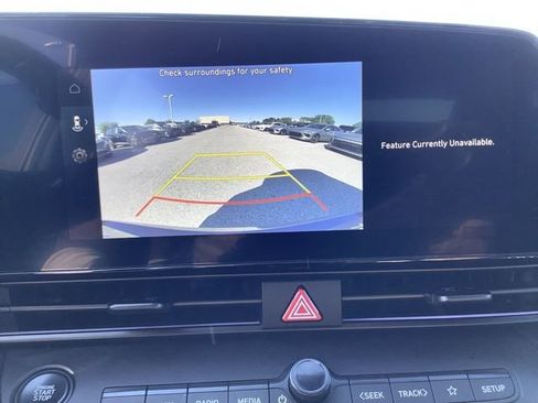 Certified 2025 Hyundai Elantra SEL image 14