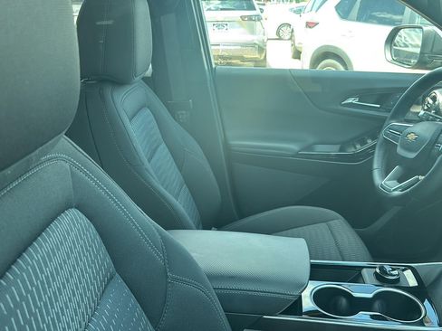 Used 2026 Chevrolet Equinox LT FWD image 20