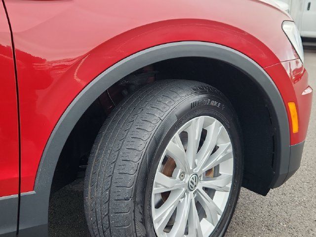 Used 2019 Volkswagen Tiguan S w/ Driver Assistance Package AWD/4WD image 19