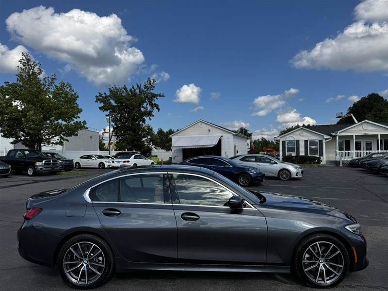 Used 2021 BMW 330i xDrive Sedan w/ Convenience Package AWD/4WD image 8