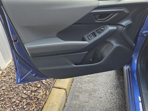 New 2025 Subaru Crosstrek 2.5i Premium image 32