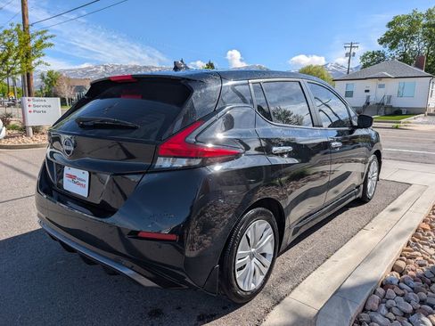 Used 2023 Nissan Leaf SV Plus w/ Protection Package FWD image 4