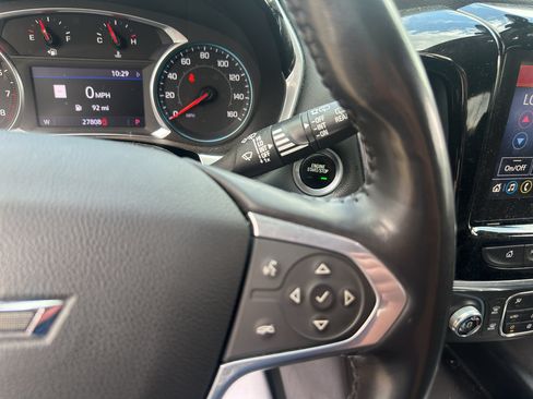 Used 2021 Chevrolet Traverse RS AWD/4WD image 25