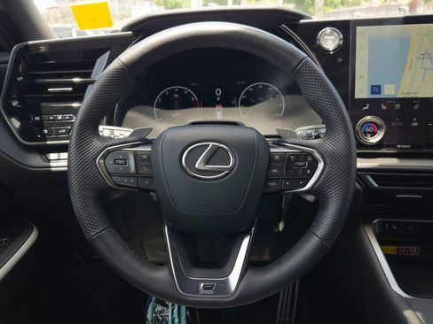 Used 2024 Lexus TX 500h AWD w/ Technology Package image 17