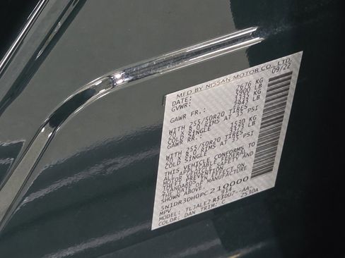 Used 2023 Nissan Pathfinder Platinum image 37