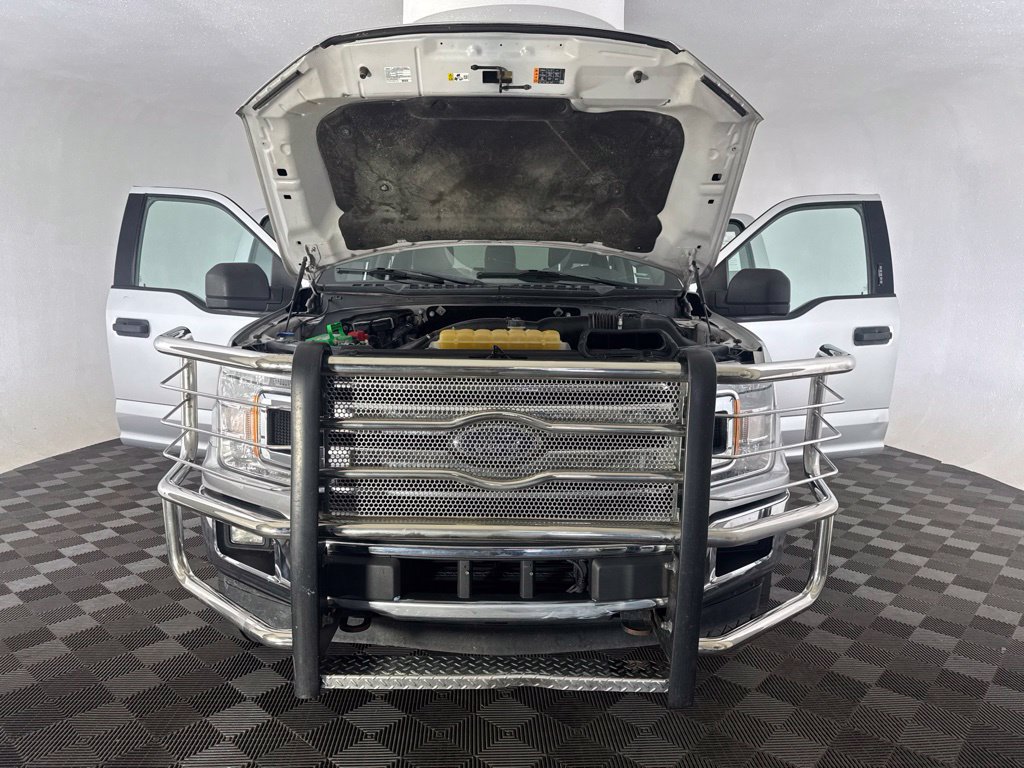 Used 2018 Ford F150 XLT w/ Trailer Tow Package AWD/4WD image 12