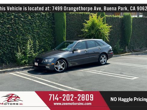 Used 2004 Lexus IS 300 SportCross image 12