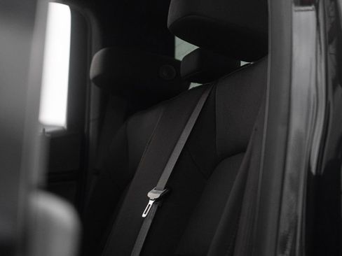 Used 2024 Chevrolet Colorado Trail Boss w/ Technology Package image 31