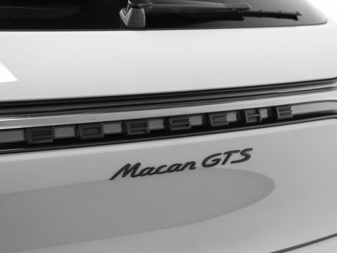 Certified 2023 Porsche Macan GTS AWD/4WD image 22