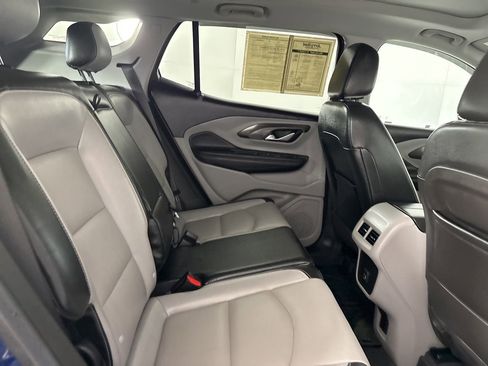 Used 2022 GMC Terrain SLT w/ LPO, Floor Liner Package image 26