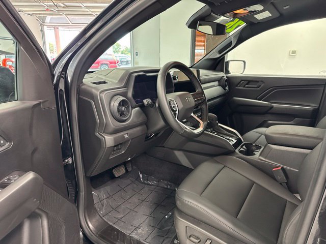 Used 2026 Chevrolet Colorado Trail Boss AWD/4WD image 15
