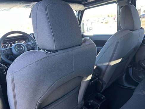 New 2026 Jeep Wrangler Unlimited Sport AWD/4WD image 19