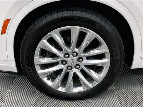 Used 2020 Cadillac XT6 Premium Luxury AWD/4WD image 10
