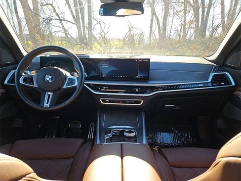 Used 2024 BMW X5 M60i w/ Executive Package image 12