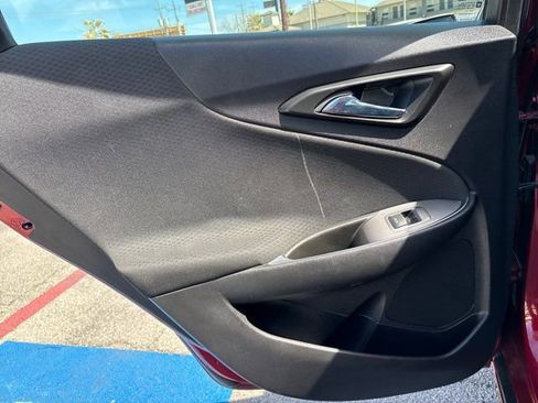 Used 2017 Chevrolet Malibu LT image 20