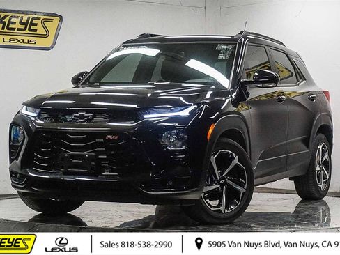 Used 2023 Chevrolet TrailBlazer RS w/ Convenience Package image 1