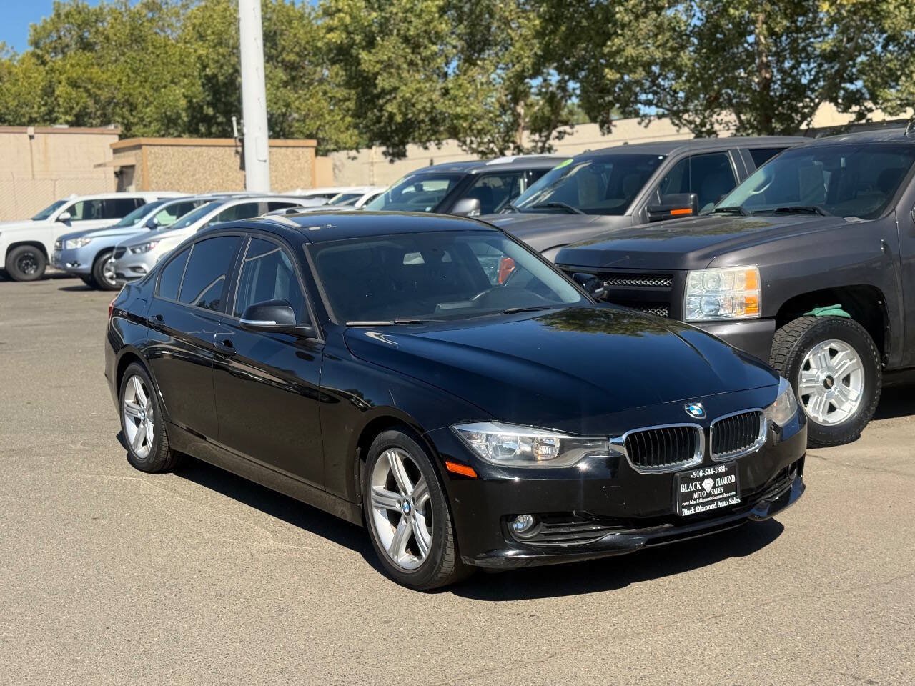 Used 2013 BMW 320i Sedan RWD image 3