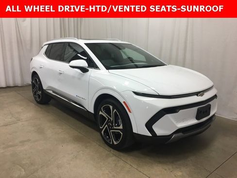 Used 2024 Chevrolet Equinox EV LT image 1