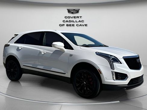 New 2026 Cadillac XT5 Sportv w/ LPO, Onyx Lite Package image 1