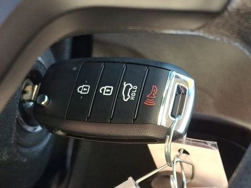 Used 2019 Kia Sportage LX image 24