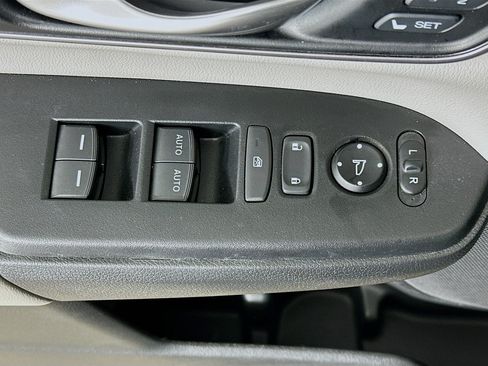 Used 2021 Honda CR-V EX-L image 15
