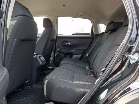 Certified 2026 Honda HR-V LX image 12