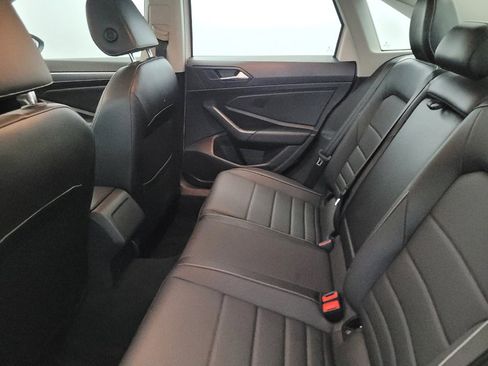 Used 2022 Volkswagen Jetta SE FWD image 18