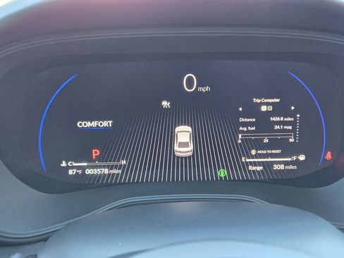 Certified 2025 Acura TLX w/ Technology Package image 16